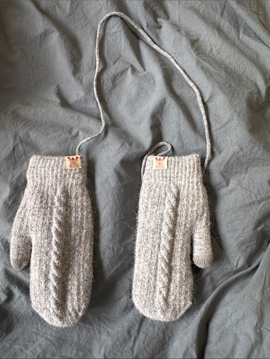 Accessories - Cable-Knit Mittens with Neck Cord - Gray